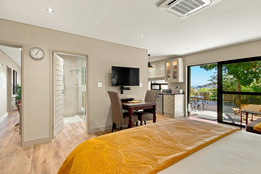6 Bedroom Property for Sale in Boskloof Eco Estate Western Cape